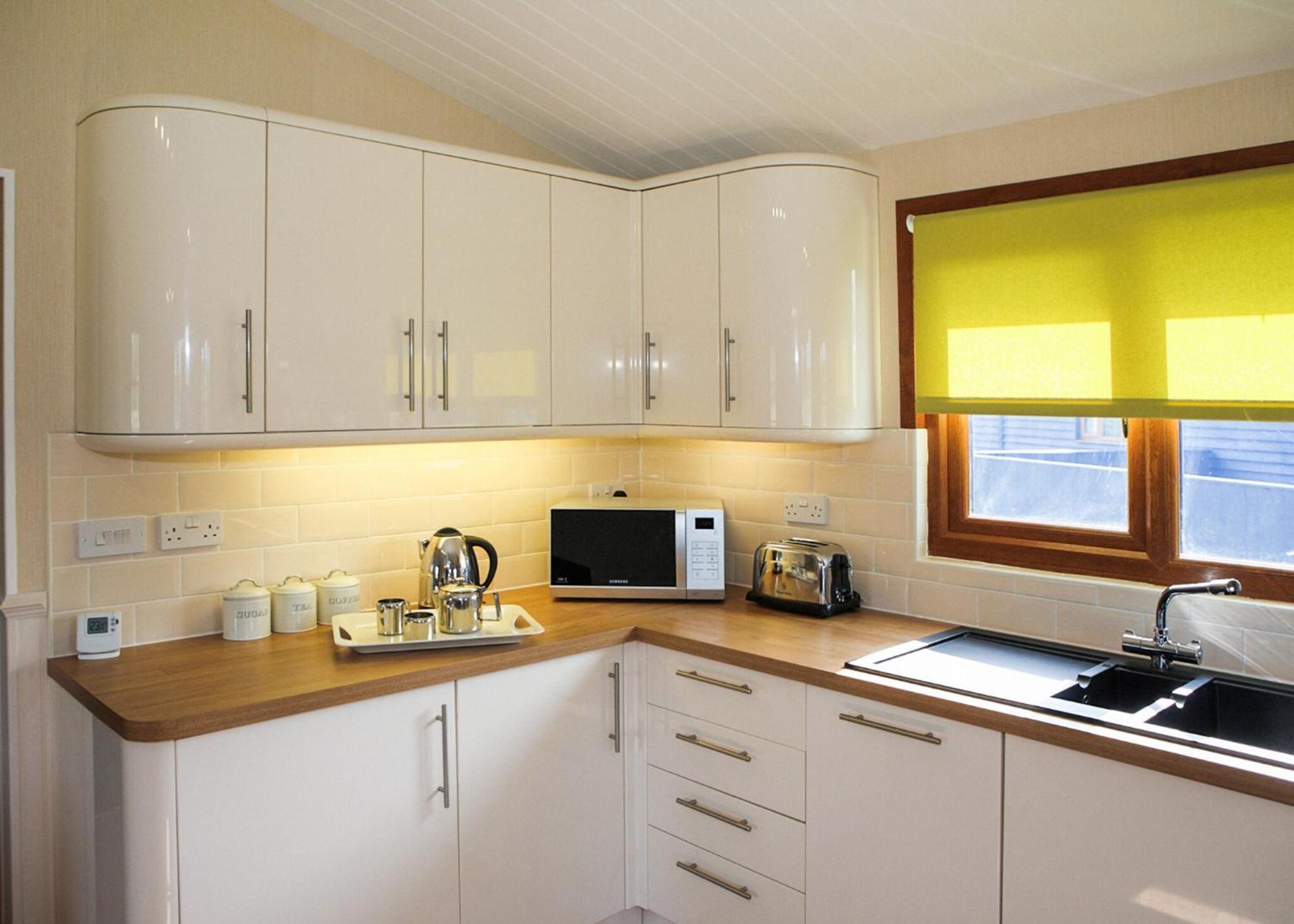 High Lodge Darsham Room photo